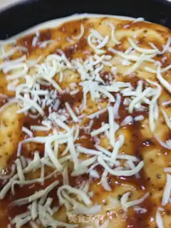 Make Sweet shrimp pizza step 22