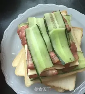 Make Bacon Cucumberidos step 8