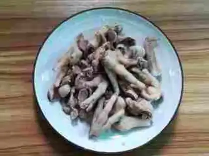 Make Chestnut chicken step 1