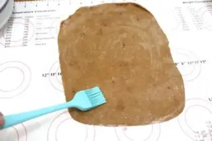 Make Snack cat ears step 4