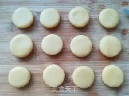 Make Almond cookies step 6