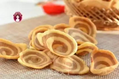 Make Snack cat ears step 11