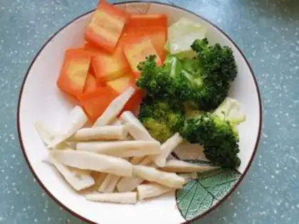 Make Three-coloured fried step 0