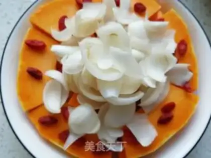 Make Lily Steam Pumpkin step 2