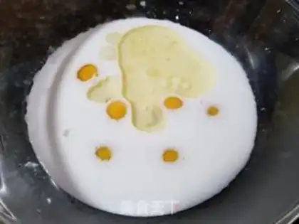 Make Salted egg fork step 0