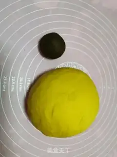 Make Pooh-peaser step 1