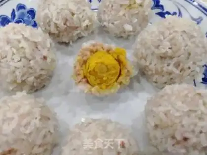 Make Eggs and pearls step 10