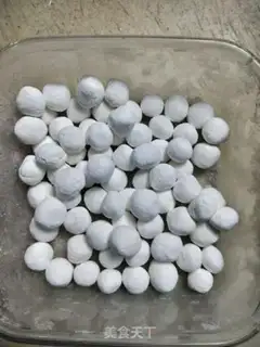 Make Bourbon eggballs step 2