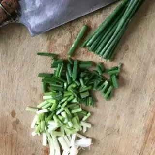 Make Onion greens and eggnogs step 1