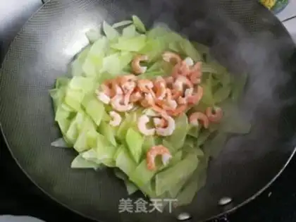 Make Shrimp fried step 3