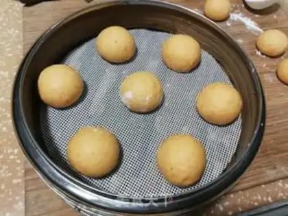 Make Pumpkin nuts and sugar buns step 8