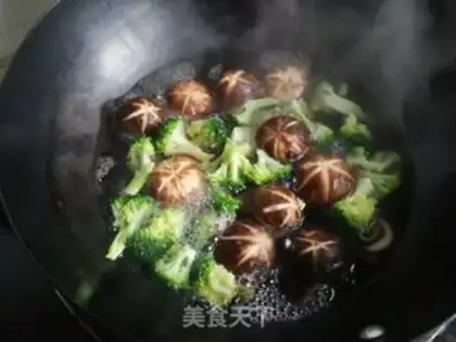 Make Plum mushrooms step 2