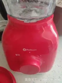 Make Pear cream malt lollipops step 1