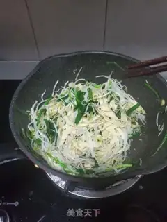 Make The green bean sprouts step 7