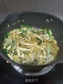 Make The green bean sprouts step 9