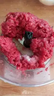 Make Beefballs step 1