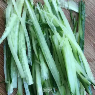 Make ♪ Garland cucumber silk ♪ step 2
