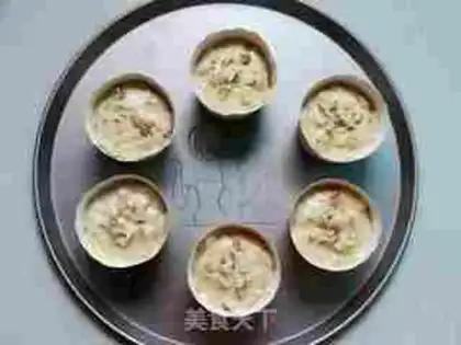 Make Banana walnut marfin step 8