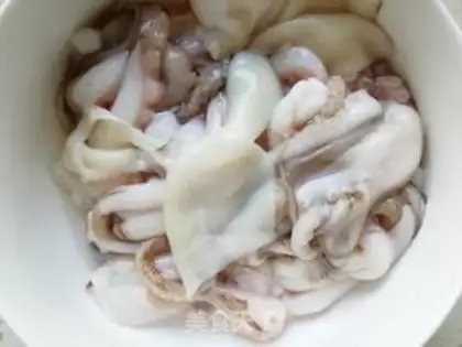 Make Garlic fried octopus step 1