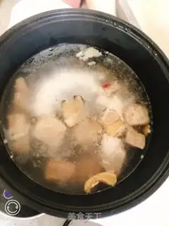 Make Tomato radish and oxen soup step 3
