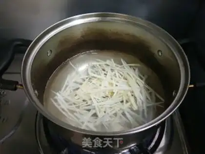Make Three Spring Rolls step 4