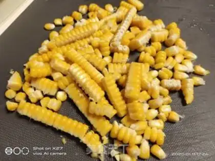 Make Quail salad of corn step 0