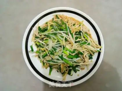 Make Three Spring Rolls step 10