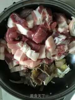 Make Red rice, red meat step 0