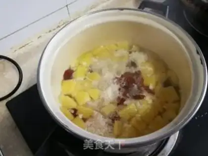 Make Cider and eggnut soup step 5