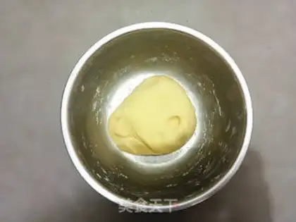 Make Sticky bean buns step 2