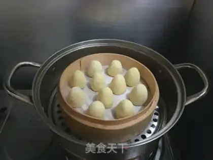 Make Sticky bean buns step 7