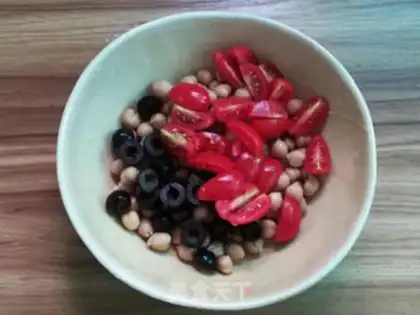 Make Eagle Bean salad step 1