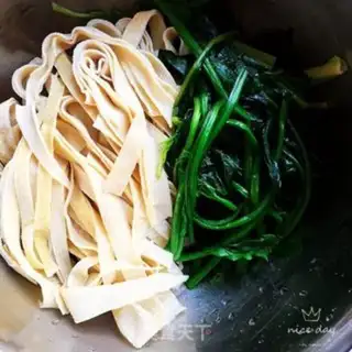Make Spinach gravy step 4