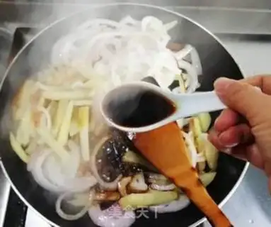 Make Onion burning potatoes step 4