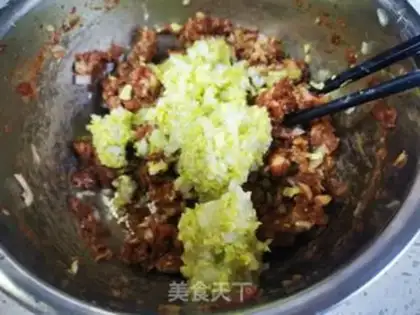 Make Pork and cabbage step 4