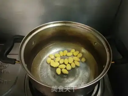 Make White fruit Dutch beans step 2