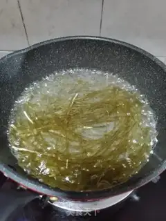 Make Scrawny sauerkraut step 1