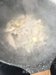 Make Lian Yuen fried meat step 2
