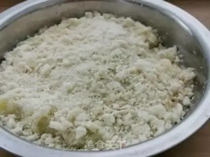Make Red fire fried meatballs step 1