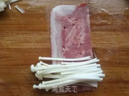 Make Bacon pins and mushrooms step 3
