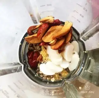 Make The rice oatmeal red date mountain step 4