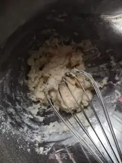 Make Strawberry hug cake step 2