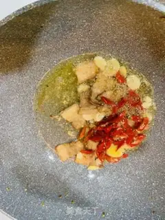 Make Five flowers and mustard step 3