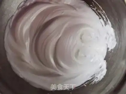 Make Strawberry hug cake step 6