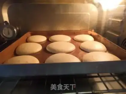 Make Strawberry hug cake step 9