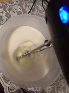 Make Strawberry hug cake step 11