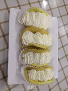 Make Strawberry hug cake step 12