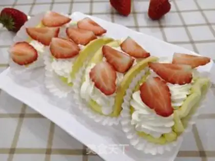 Make Strawberry hug cake step 15