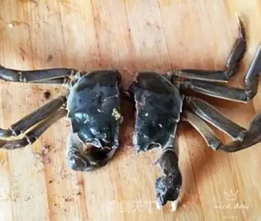 Make Spicy crabs step 0