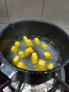 Make Goldmelon bean soup step 2
